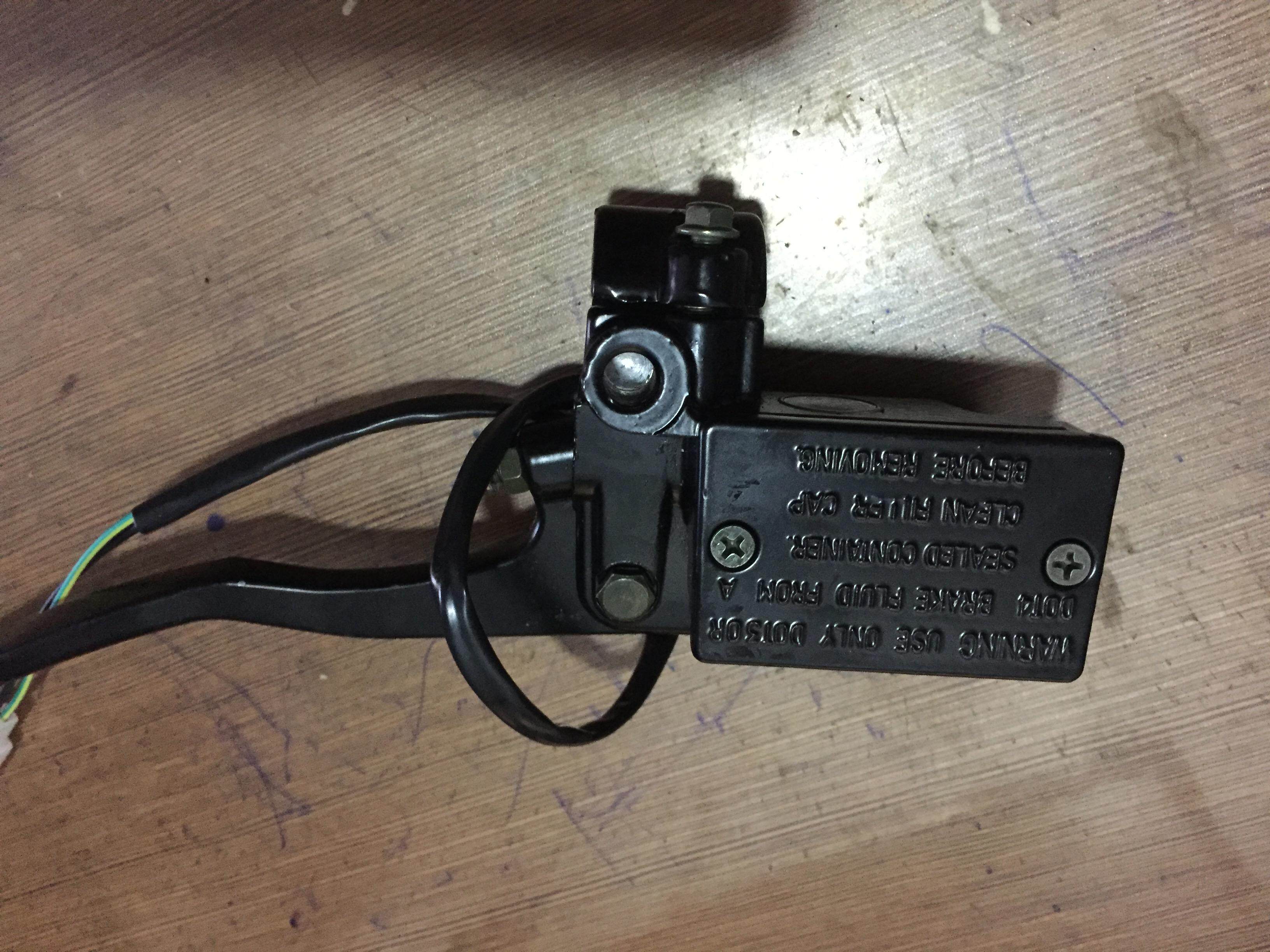 Mountain TZR125 TZR125 TZM150 TZR150 ZF150-2 ZF150-2 T125 brake pump brake caliper