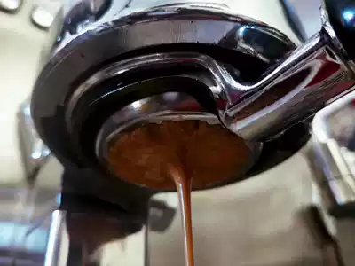 Guangzhou coffee quality management test 35 kinds of sample beans Semi-automatic coffee machine maintenance one-stop service