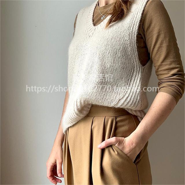 8460 Late Autumn Women's Sleeveless Vest Pullover Sweater Knitting Tutorial with Text Illustrations