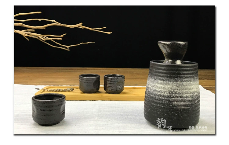 Phong cách Nhật Bản và rượu vang rõ ràng đặt cổ gió trắng rượu sake cốc hộ gia đình lẩu chai gốm sáng tạo rượu vang ấm đồ khui rượu
