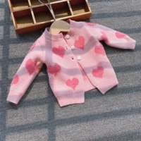 Розовая куртка