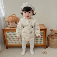 Базовый комбинезон, колготки, берет, куртка