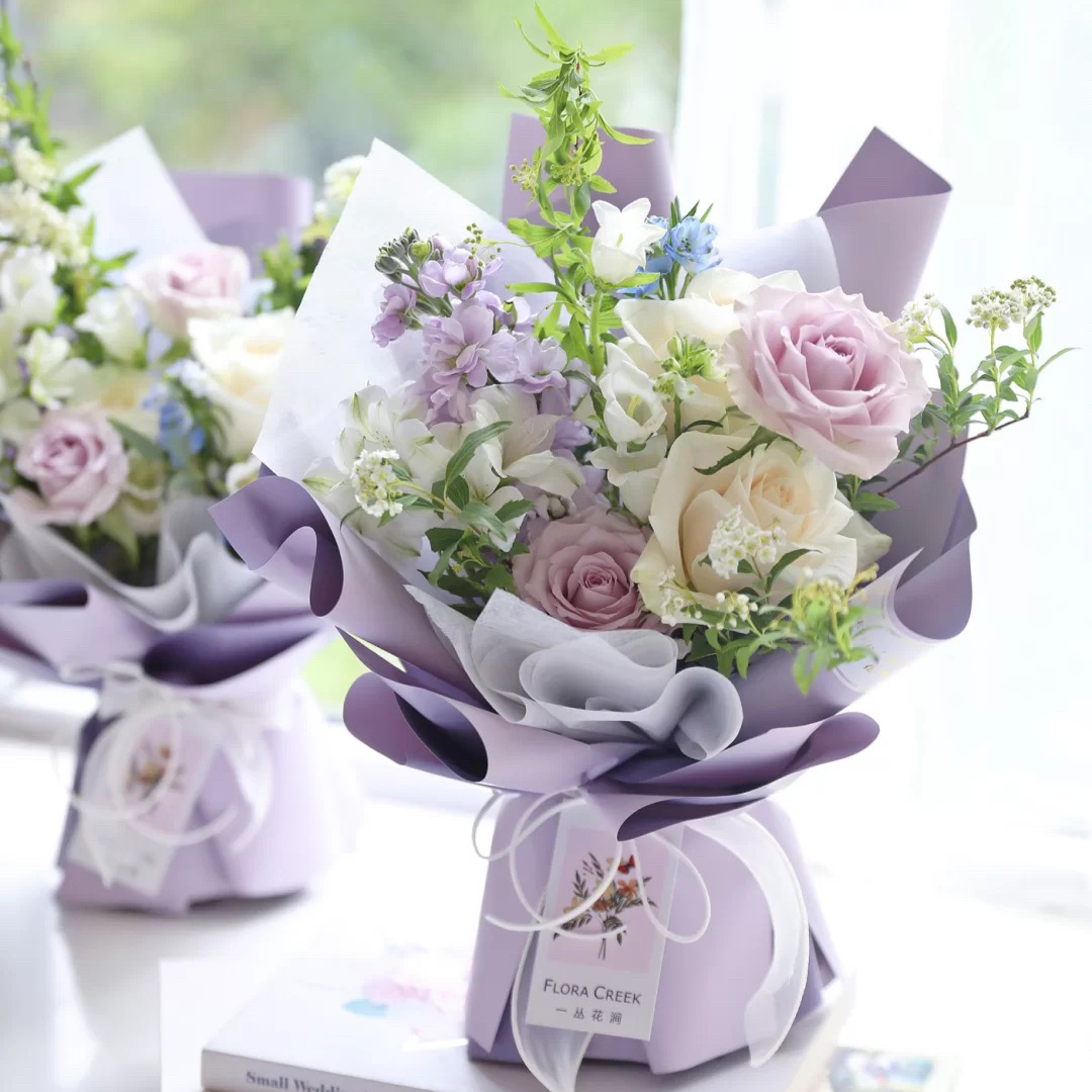 Small Ouya paper Korean two-color FLOD Mary paper small bouquet two-color wrapping paper Rubik's cube paper waterproof dry flower mini