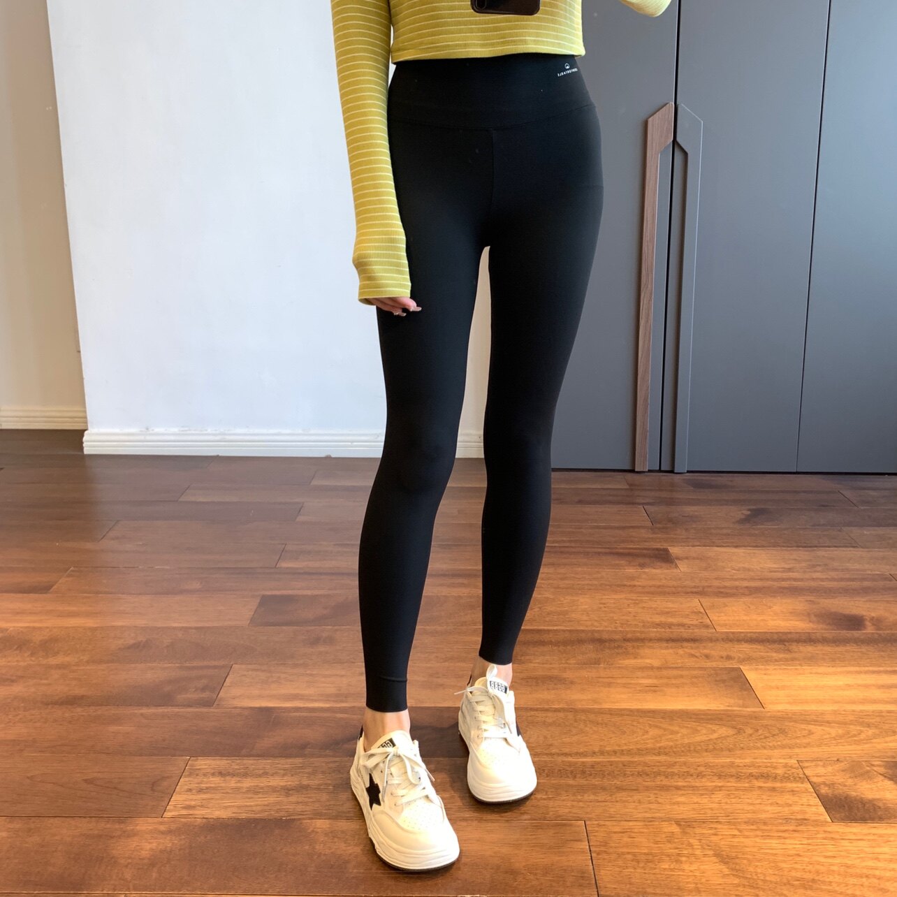 THEWOW 22 spring summer new nude comfort high-bounty high waist not falling out of gear 9 Fitness Yoga Netty Hitch