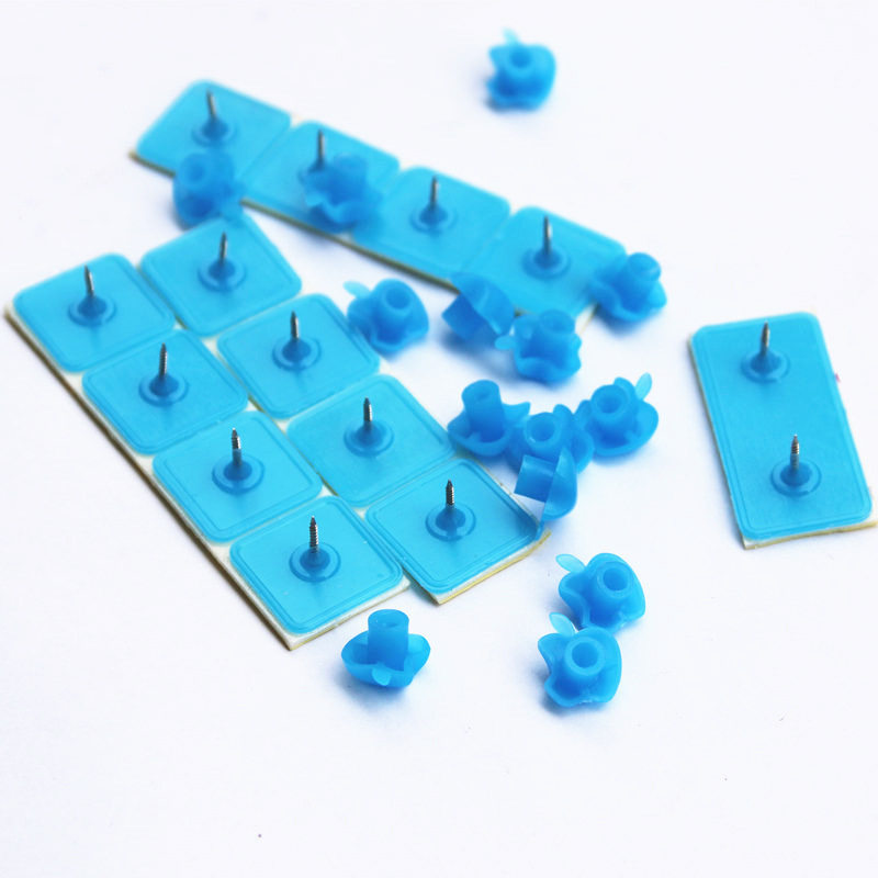 Черный цвет-голубой