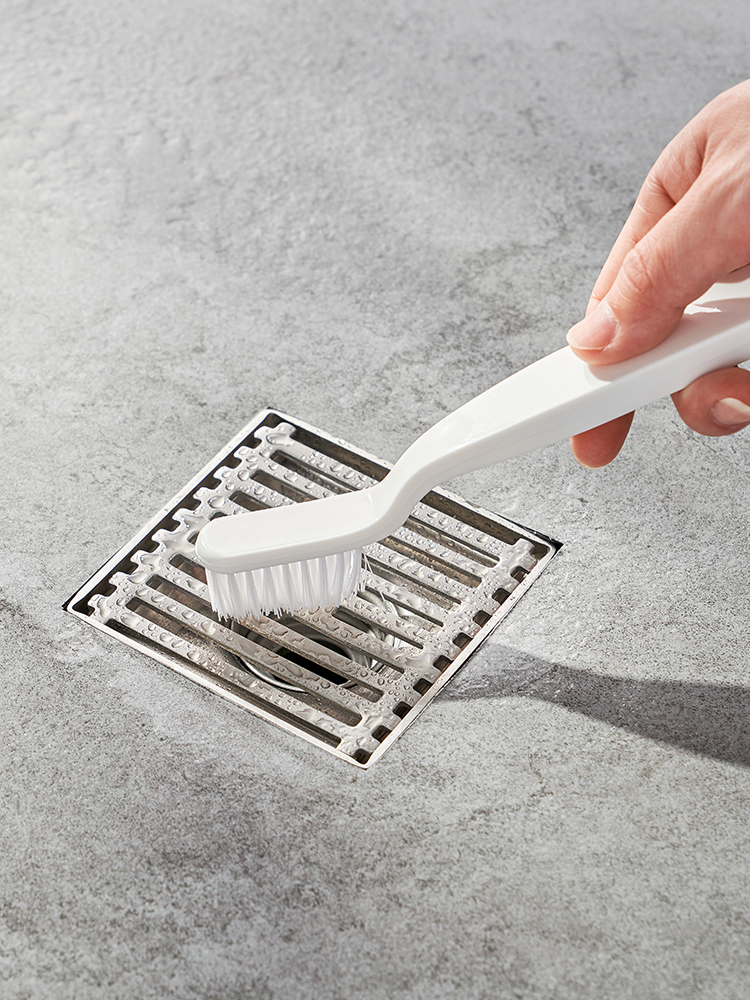 Japan KM 586 BATHROOM OUTFALL CLEANING BRUSH WITH HAIR CLIP TWEEZER Brush Creative Suit Mi Wood