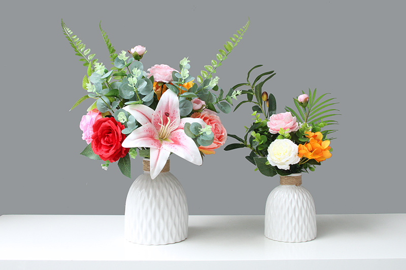 The Send + simulation flowers, artificial flowers, fresh roses bouquet of lilies sitting room office table flower arranging flower art pottery flowerpot