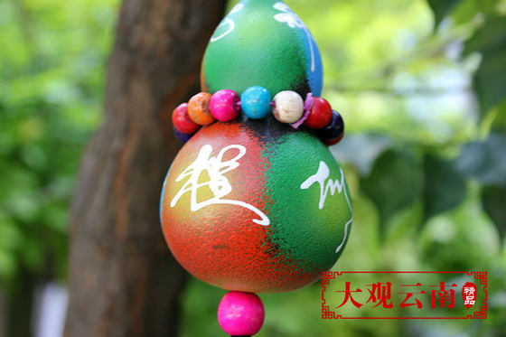 Gourd Chinese knot wind chime modern Chinese style blessing pendant shop decoration anti-theft door decoration ethnic pure handmade pendant