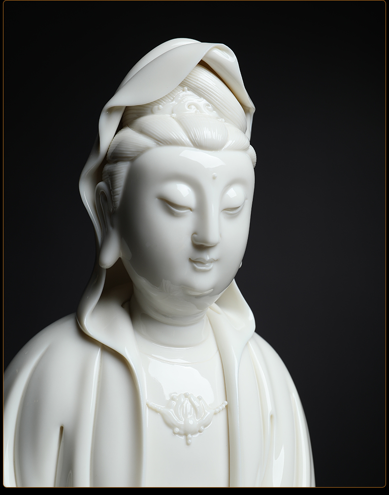 Yutang dai dehua white porcelain zhi - yong wu Beijing art museum furnishing articles 12 inches futon sitting guanyin