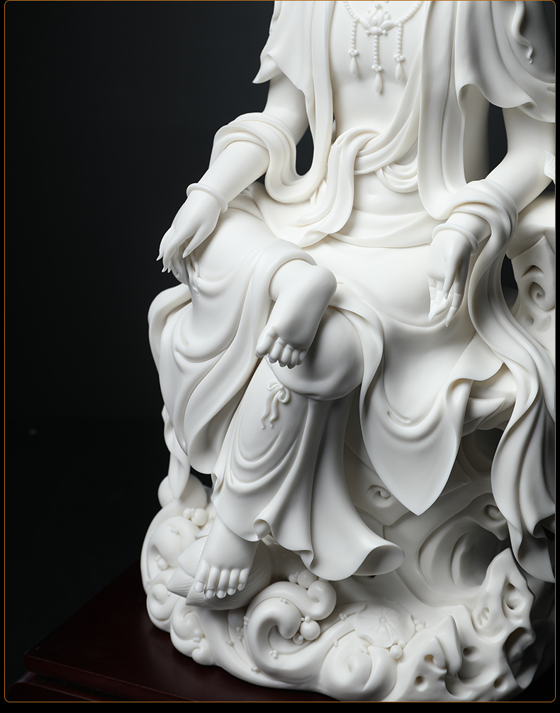 Yutang dai dehua white porcelain sat rock at guanyin Buddha worship that occupy the home furnishing articles jian - pin Lin manually signed limited edition