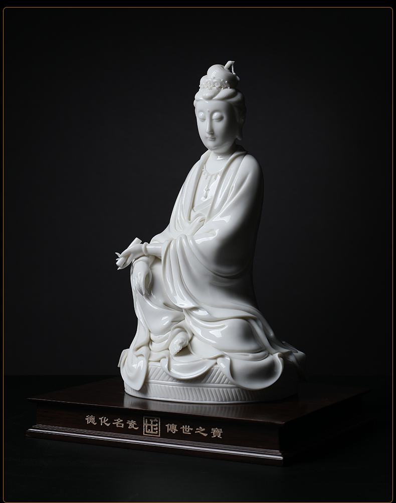 Yutang dai Su Xianzhong ceramic works of Buddha enshrined craft ornaments furnishing articles by futon guanyin/D30-44