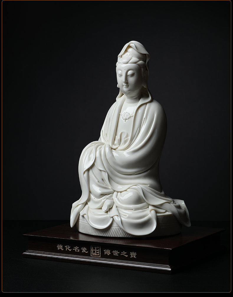 Yutang dai dehua white porcelain zhi - yong wu Beijing art museum furnishing articles 12 inches futon sitting guanyin