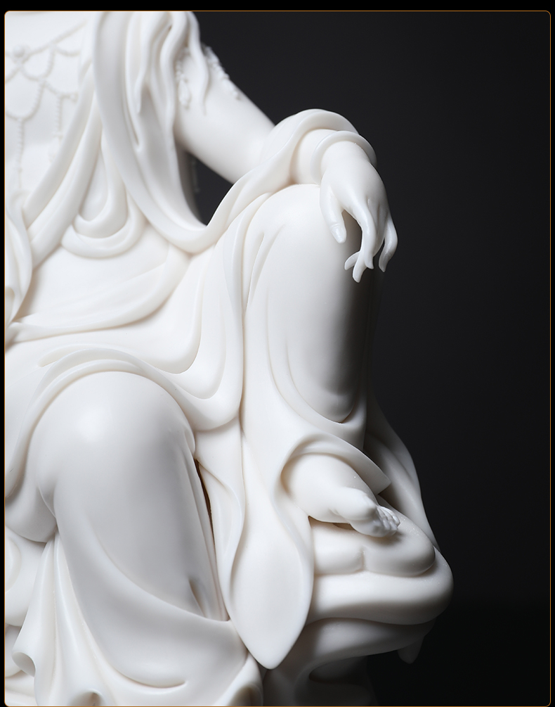 Yutang dai dehua white porcelain Su Youde porcelain carving of Buddha art furnishing articles 9 inches sitting cloud comfortable watching video