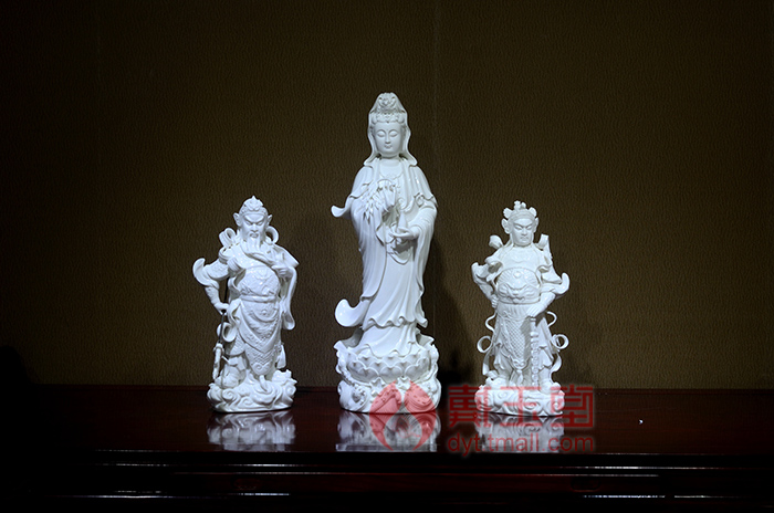 Yutang dai kuan ti bodhisattva guan emperor wu, god of wealth Buddha enshrined furnishing articles/ceramic dharma WeiTuo bodhisattva guan gong