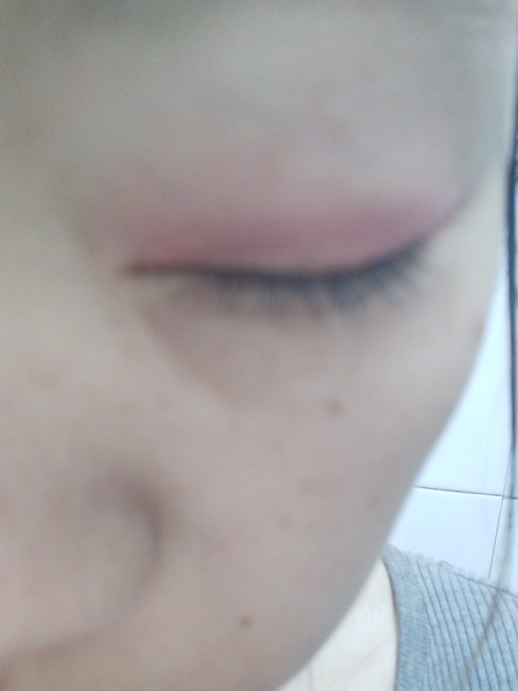 酒红人鱼色珠光眼影盘性价比真高，真实上手体验,第6张