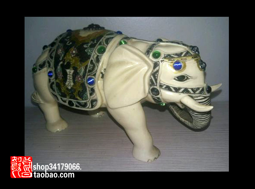 (Old Objects Decoration Craft Gift Hem) Japan Early Old resin Taiping with Elephant Process Pendulum Decoration