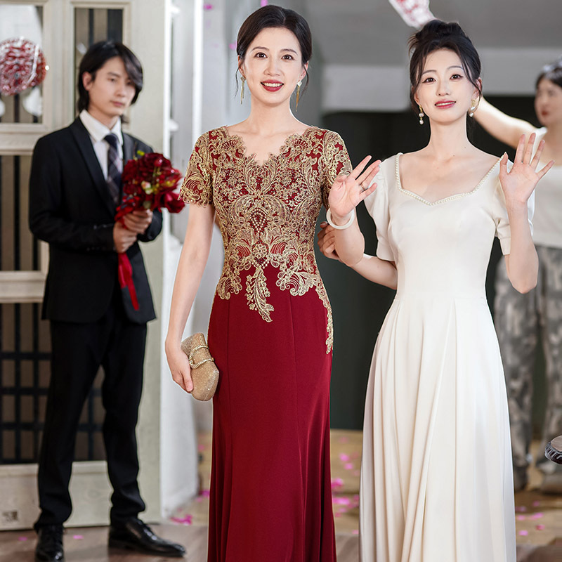 High-End Red Mother-Of-The-Bride Wedding Dress 2026 New Style Youthful Elegant Mother's Wedding Dress Light Luxury High-Class Feel High-End Red Mother-Of-The-Bride Wedding Dress 2026 New Style Youthful Elegant Mother's Wedding Dress Light Luxury High-Class Feel