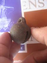 Old bells iron bells spherical bells old bell collections iron bells from the Republic of China intact and thickened with a loud sound