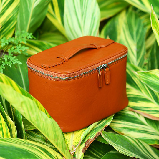 Erste-Schicht-Kosmetiktasche aus Rindsleder mit großem Fassungsvermögen, tragbare Reise-Kulturbeutel-Aufbewahrungstasche aus echtem Leder für Frauen