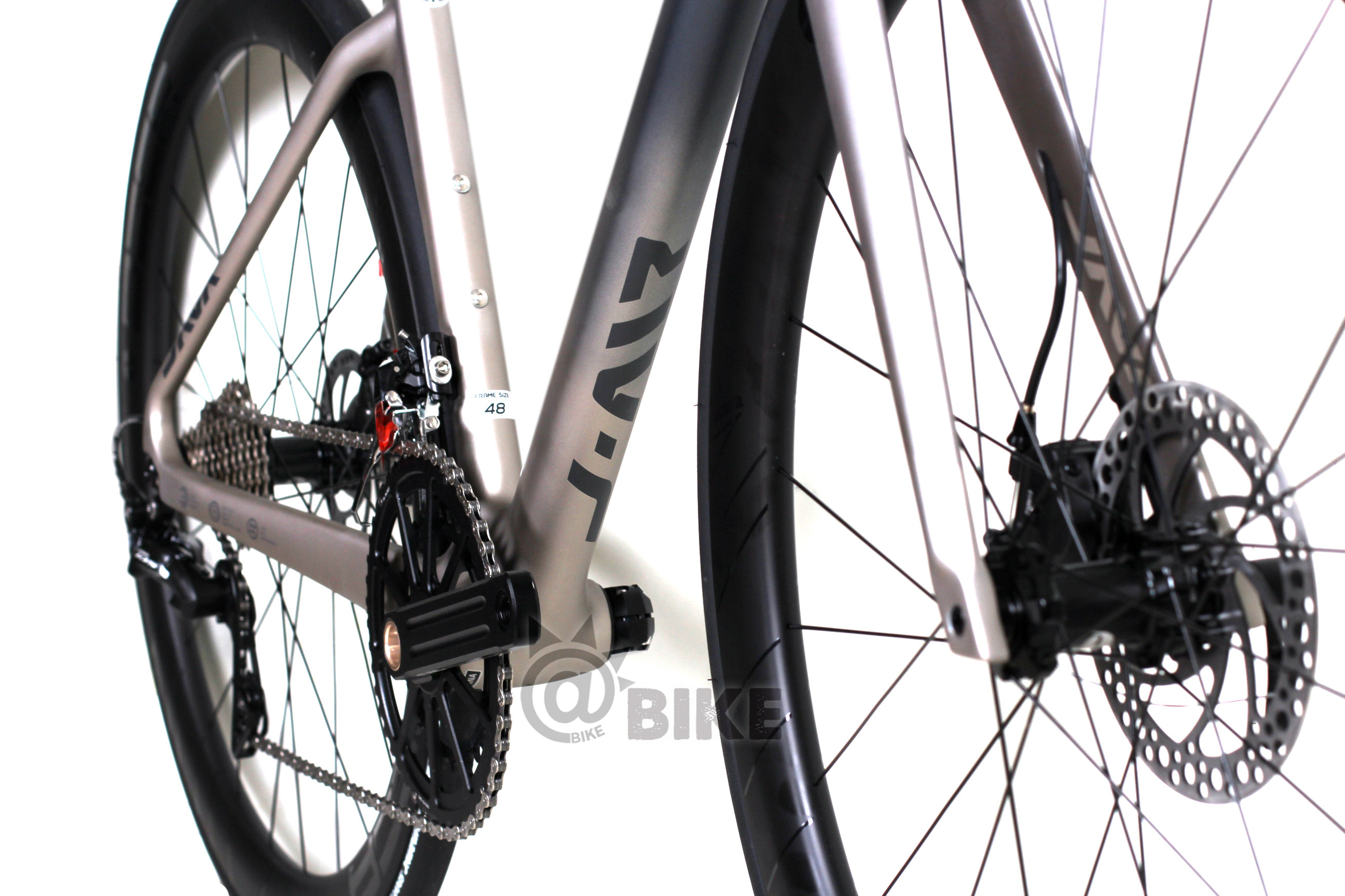 шоссейный велосипед java碳纤维公路车22变速碟刹j-air fuoco公路自行车弯把碳刀男女