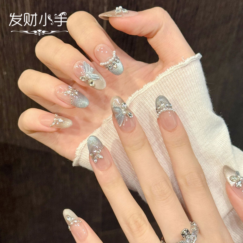 Handmade Wearable Nails 2026 New Model Light Luxury High-End Nail Art Silver Blue Glitter Diamond Whitening Nail Tips Nail Stickers