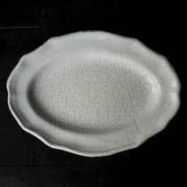 SOLD OUT Vintage Middle-aged French Cul Noir Oval Plate