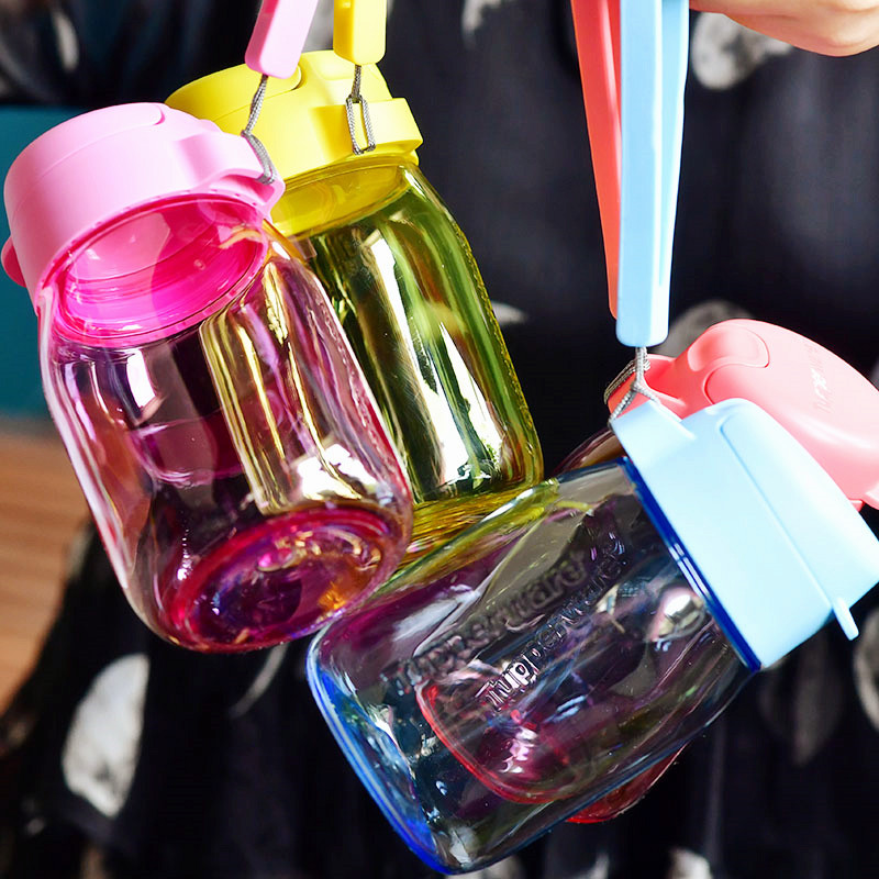 Tupperware Penguin Doodle Cup 350ml Ngày trẻ em Sinh viên cầm tay Leakproof Cup cc Straw Cup Chính hãng - Tách binh dung nuoc