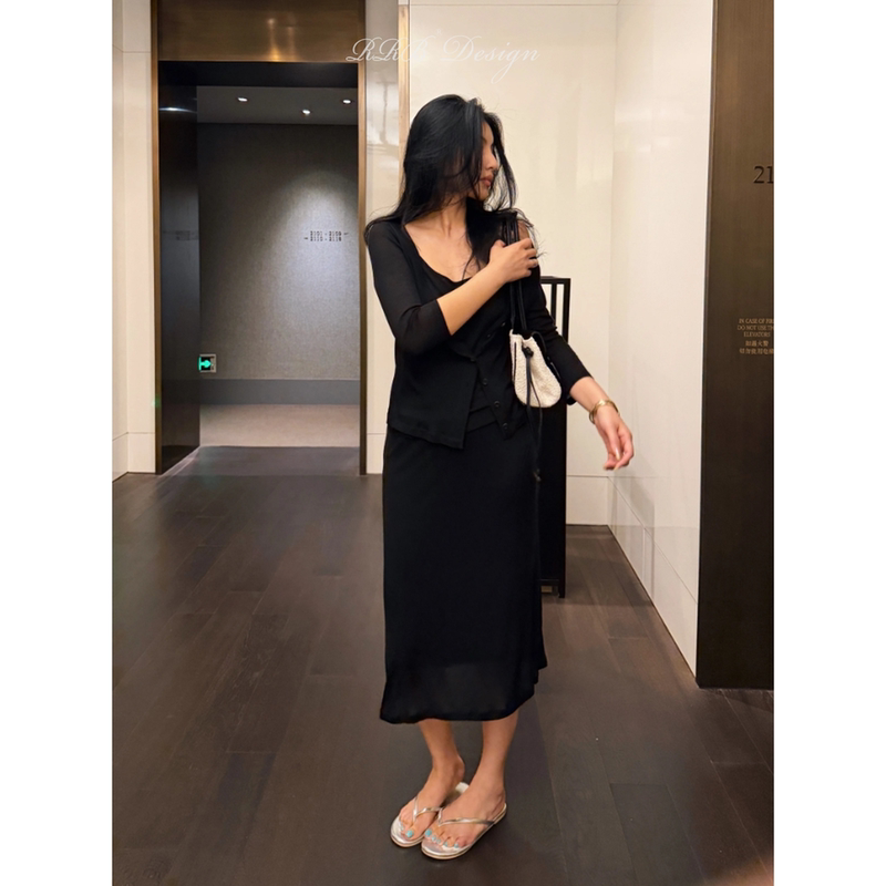 Rrb Design Lyocell Wool Blend Suit Cardigan + T-Shirt + Vest + Skirt Self-Assembled Set Rrb Design Lyocell Wool Blend Suit Cardigan + T-Shirt + Vest + Skirt Self-Assembled Set