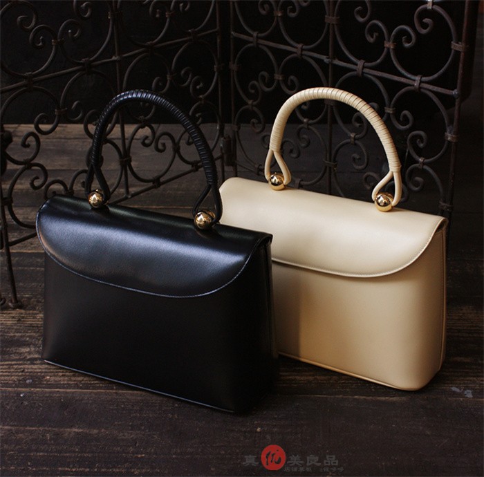 日本製 牛革 濱野皮革 HAMANO ESTABLISHED 1880 ハンドバッグ 本革 レザー 鞄 ショルダー ポーチ 1個 タグ付き（未使用に近い） 濱野皮革工芸 エナメルブラックフォーマルバッグ ハマノ HAMANO 濱野