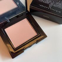 Japanese special cabinet Laura Mercier Rolla monochromatic eye shadow Fresco fine and persistent fight bottom Jedi Guava