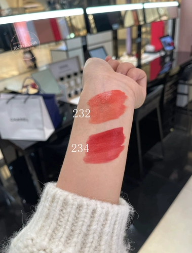 Японский счетчик Chanel Chanel 2023 Summer Limited Black Gradient Grament Glamour Lip Glaze 75 83 236