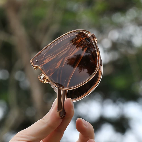 Франция Портни Белл Складывание солнцезащитных очков для женских новых ультрафиолетовых солнечных очков поляризованные солнцезащитные очки, чтобы вы выглядели тонкими