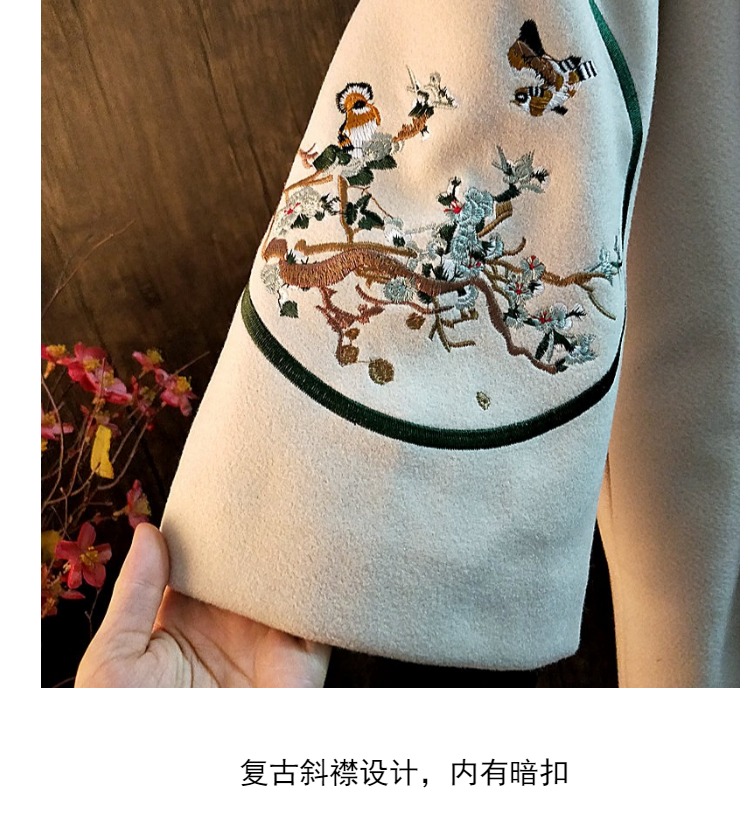 Hanfu gỗ màu xanh đậm phong cách Trung Hoa retro trong chiếc áo khoác len dài thêu tay áo 9 điểm Slim nữ mùa đông - Trung bình và dài Coat áo khoác