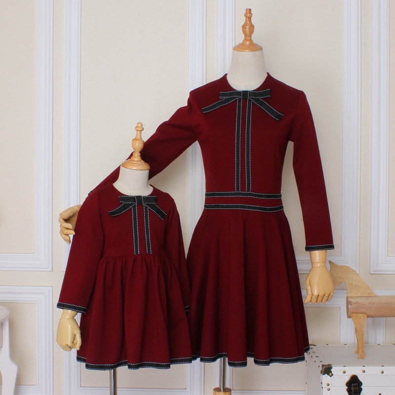 Grapedaughter's mother and child dress new large size slim dress girl dress butterfly female dress