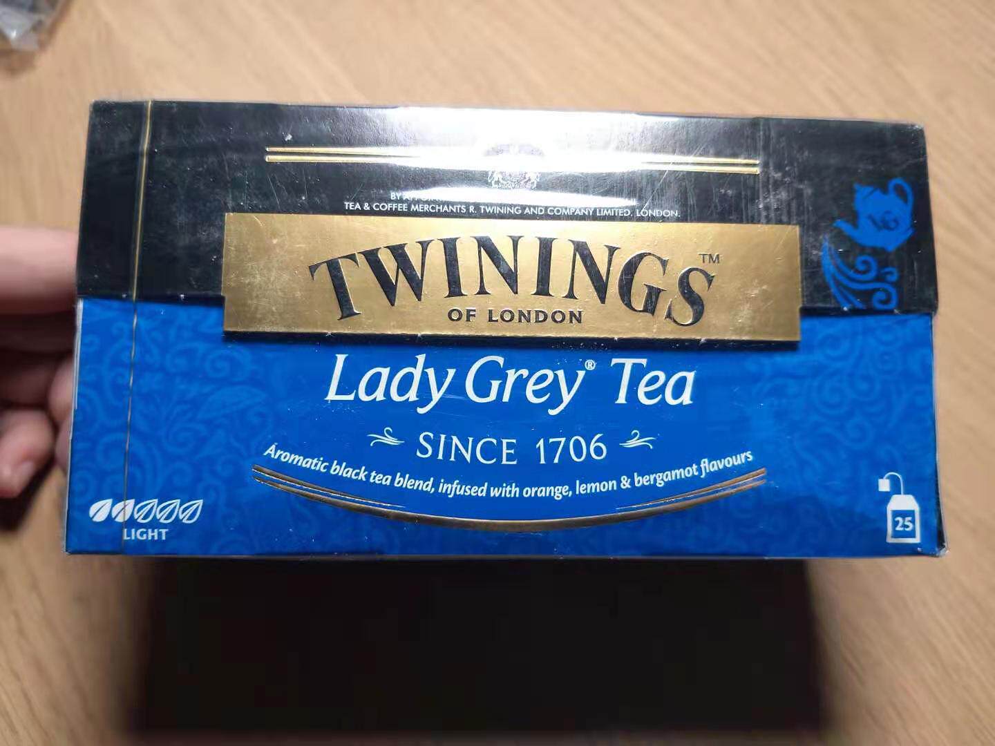 Each ID is limited to one box of imported Chuanning TWININGS Countess Black Tea a box of 25 tablets 50 grams