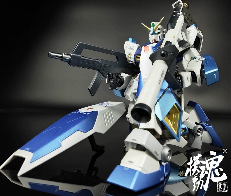 Khuôn tại chỗ chuyển động linh hồn màu hợp kim mô hình lắp ráp Gundam chính hãng Bandai MG Gundam NT-1 Ver.2.0 - Gundam / Mech Model / Robot / Transformers