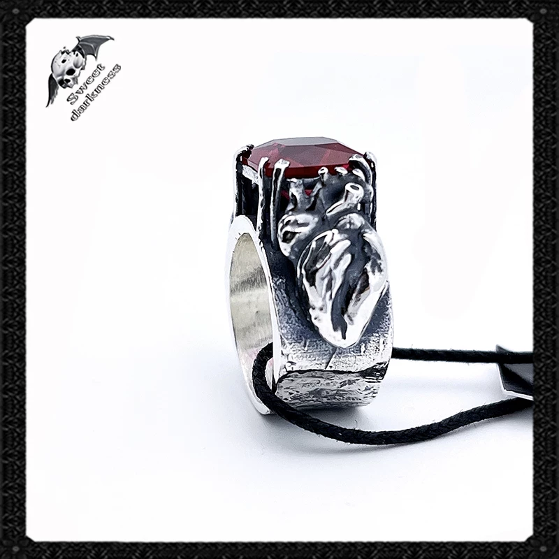 Synthesized ruby heart, ring handmade, 925 sample silver, anatomy