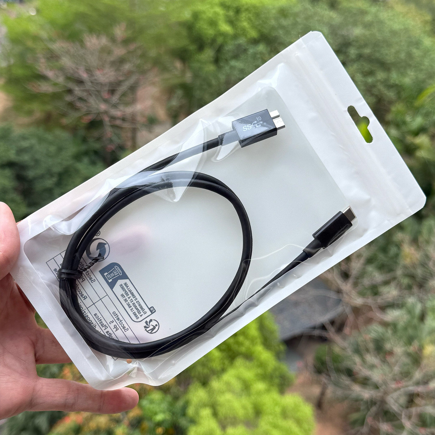 UGREEN绿联 USB-C 转 Micro-B 3.0 数据线拆解,兼容 iPhone 15 Pro Max、希捷、西部数据、东芝等品牌外置硬盘、便携式 SSD/HDD、相机等,1 米-3Cgeek,只卖正品 收售工厂呆滞库存尾单 UGREEN绿联 USB-C 转 Micro-B 3.0 数据线拆解,兼容 iPhone 15 Pro Max、希捷、西部数据、东芝等品牌外置硬盘、便携式 SSD/HDD、相机等,1 米