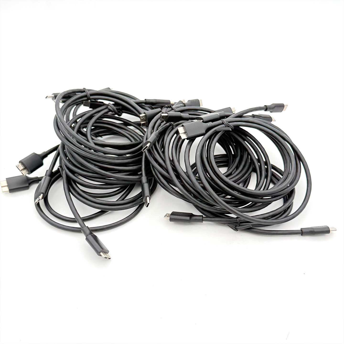 UGREEN绿联 USB-C 转 Micro-B 3.0 数据线拆解,兼容 iPhone 15 Pro Max、希捷、西部数据、东芝等品牌外置硬盘、便携式 SSD/HDD、相机等,1 米-3Cgeek,只卖正品 收售工厂呆滞库存尾单 UGREEN绿联 USB-C 转 Micro-B 3.0 数据线拆解,兼容 iPhone 15 Pro Max、希捷、西部数据、东芝等品牌外置硬盘、便携式 SSD/HDD、相机等,1 米