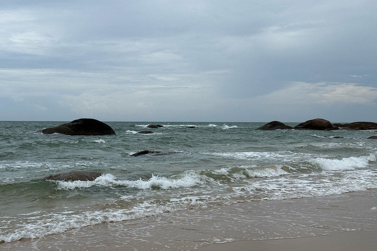 海南环岛游之海口-木兰湾灯塔-风车海岸-淇水湾 流水账式一日游