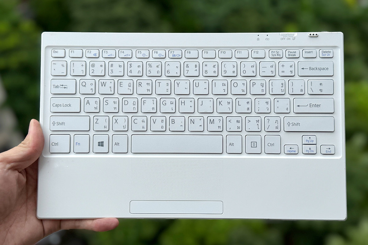 索尼 Sony VAIO Tap 11 (SVT11) 平板电脑无线键盘 VGP-WKB16/WKB16A 原装全新多国布局，附带 win7/win8/win10/win11 驱动安装与配对避坑指南