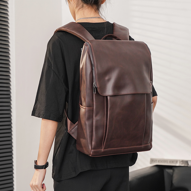 Crazy horse leather men's backpack men's large-capacity backpack Korean version of the tide schoolbag middle school students leisure travel computer compartment