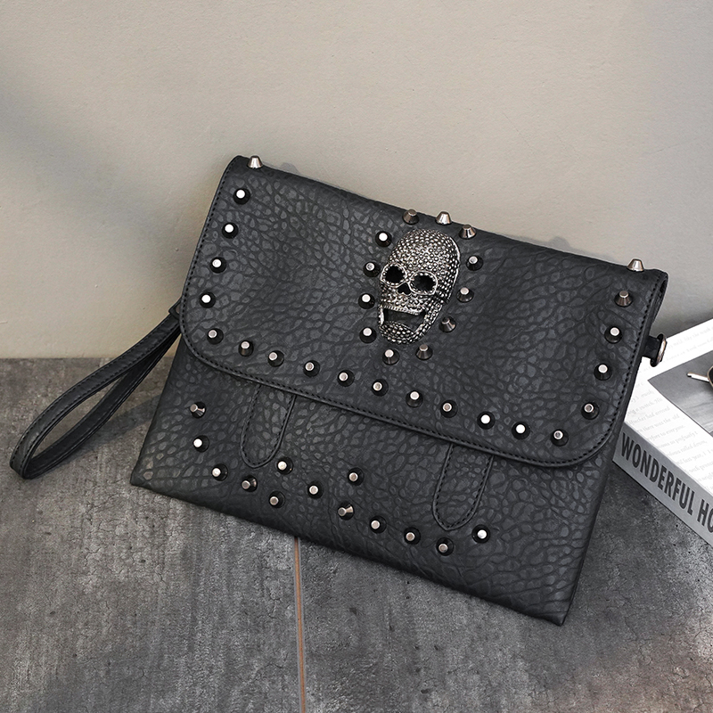2021 new men's hand bag rivet ghost scalp wrist bag horizontal envelope bag ipad bag casual shoulder bag