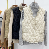 Jacket lining down jacket vest womens short autumn and winter V-neck fashionable light and close-fitting lining vest