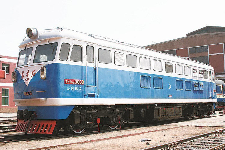 товар из китая 百万城火车模型  ho 1/87 中国东方红3型液力传动内燃机车 Bachmann