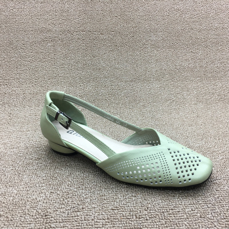 Летние универсальные босоножки с низким вырезом, 2023, из натуральной кожи, в корейском стиле, яркий броский стиль                   