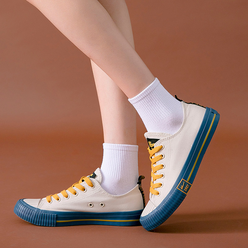 Nut Mummy Basic all-match mid-tube socks black and white solid color pure cotton cotton student short socks men and women ins tide