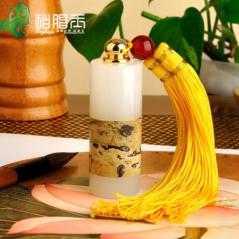 Natural white jade Chinese painting stone seal jade gift decoration name seal teacher with calligraphy calligraphy and painting customization