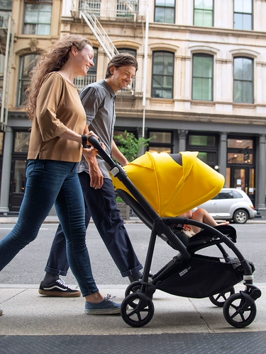 Bugaboo, складная коляска с сидением с зонтиком, можно сидеть и лежать
