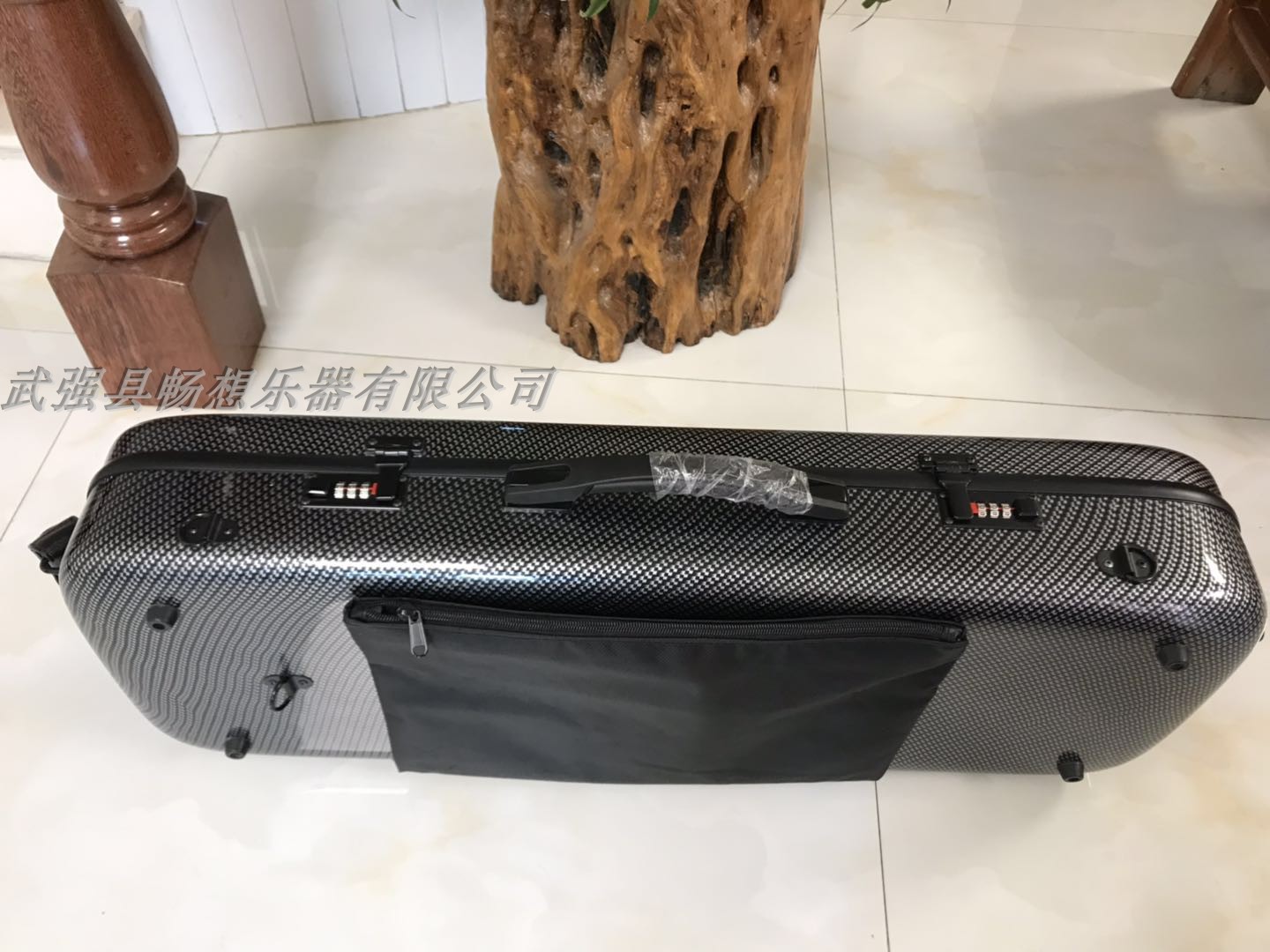 Cello box in adjustable carbon fiber composites suitable for cellulite in 15 